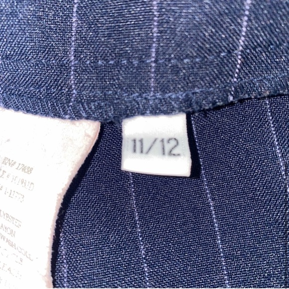 3 PIECE Suits Us - Picture 16 of 16